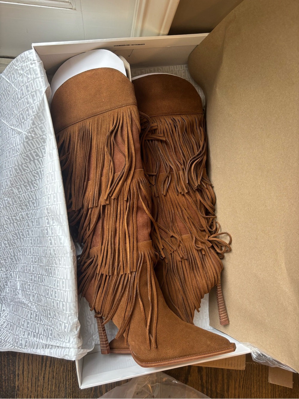 Steve Madden KINZEE FRINGE CHESTNUT SUEDE - Picture 7 of 8